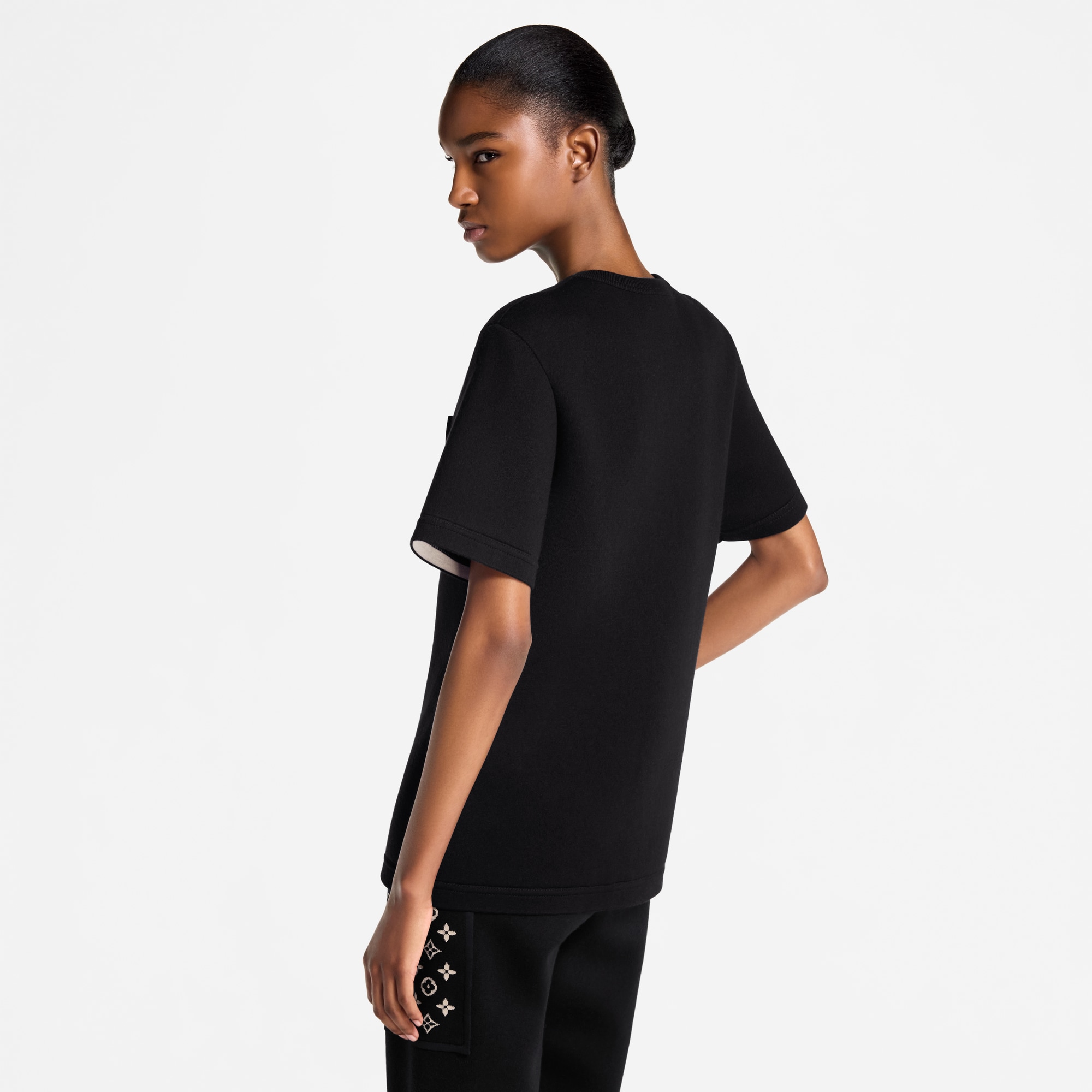 Monogram Pocket T-Shirt - Women - Ready-to-Wear | LOUIS VUITTON ®